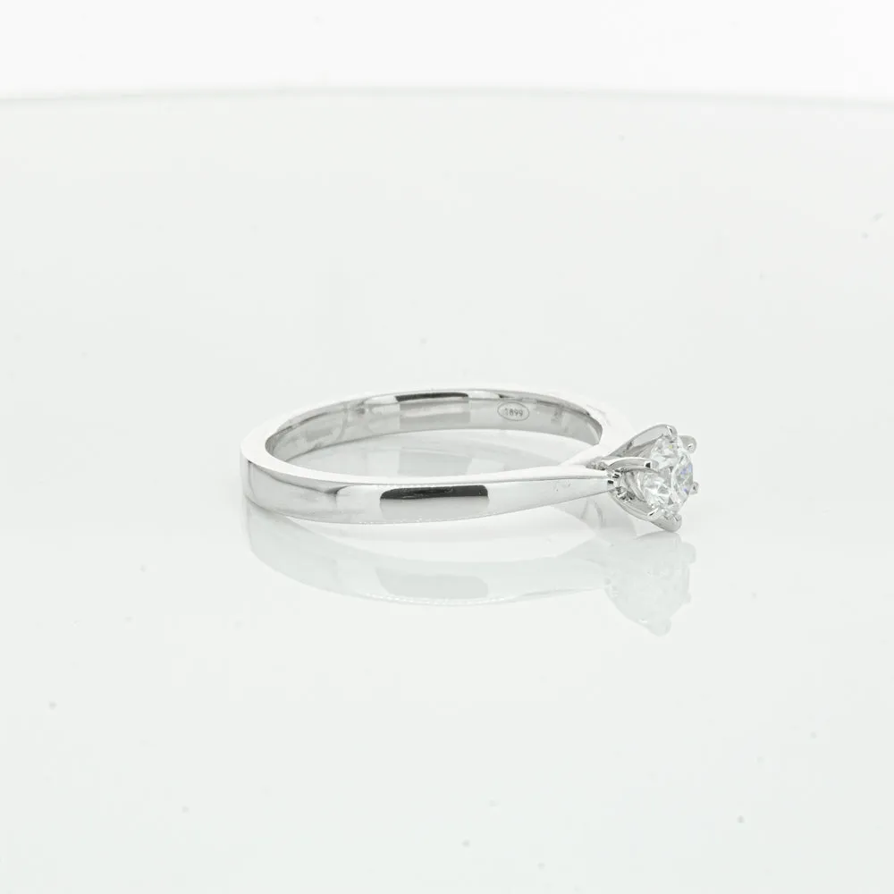 18ct White Gold .35ct Diamond Capri Ring