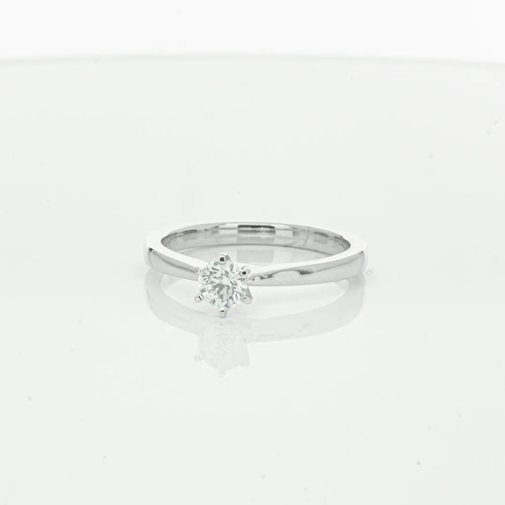 18ct White Gold .35ct Diamond Capri Ring