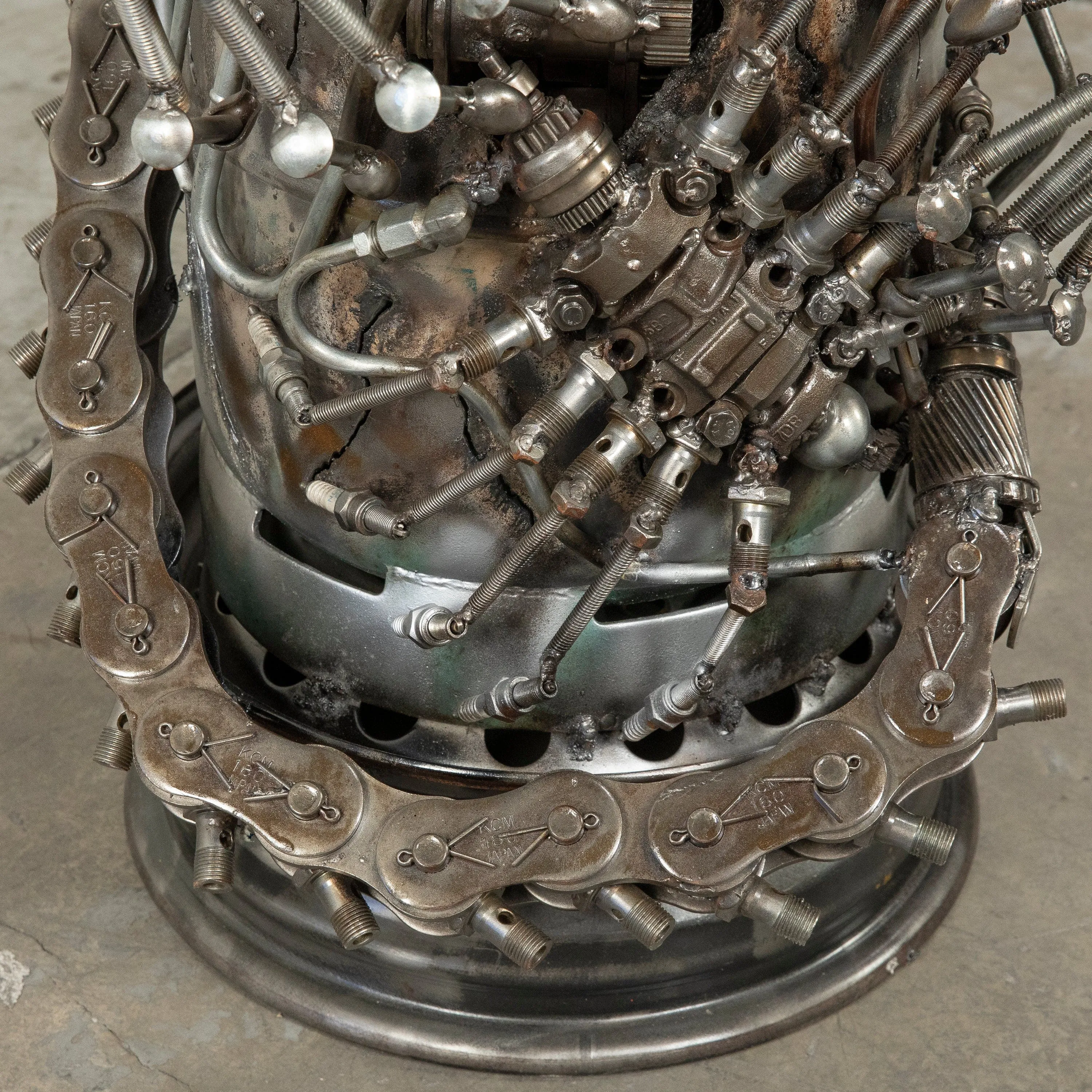 36 Alien Inspired Recycled Metal Sculpture Table