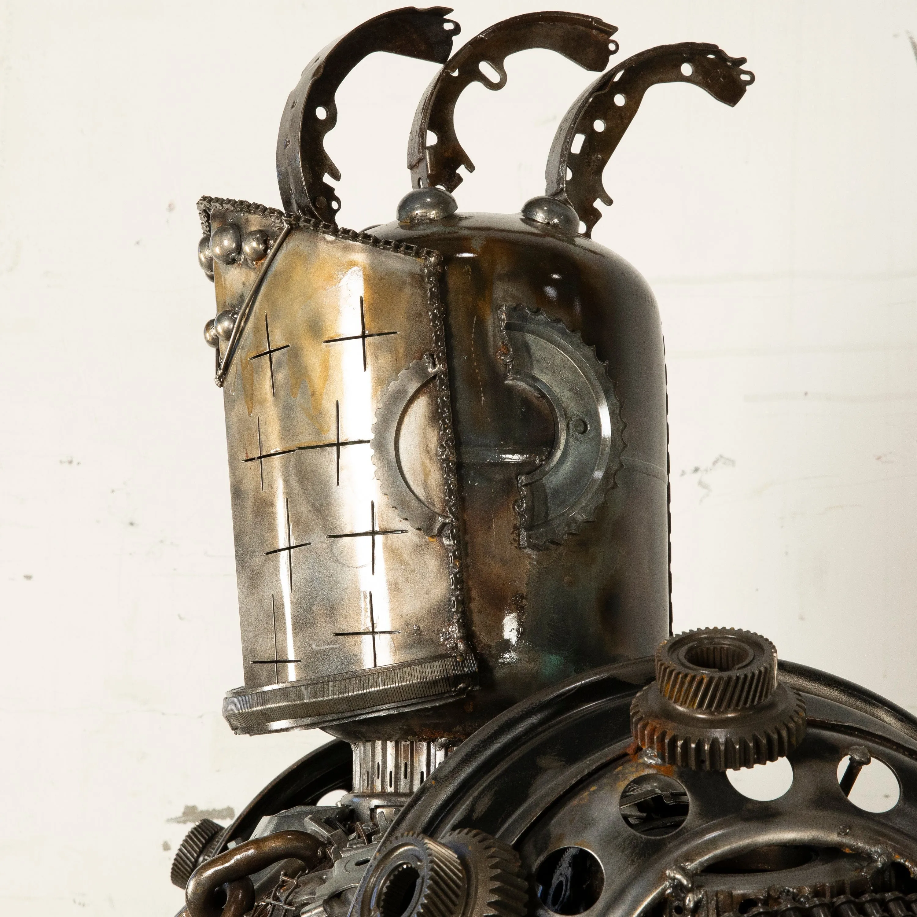 91 Knight Recycled Metal Art Sculpture