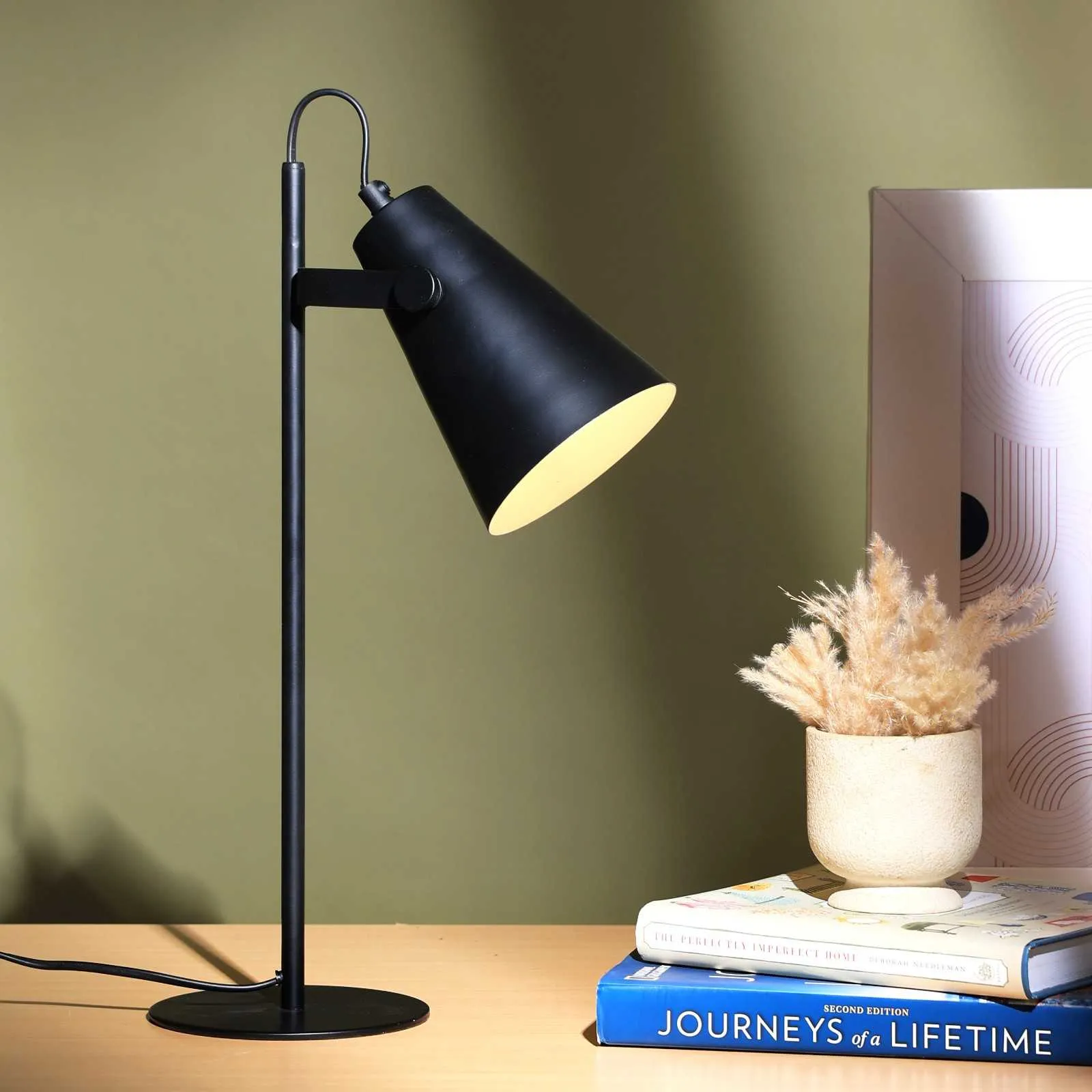 Fika Task Table Lamp