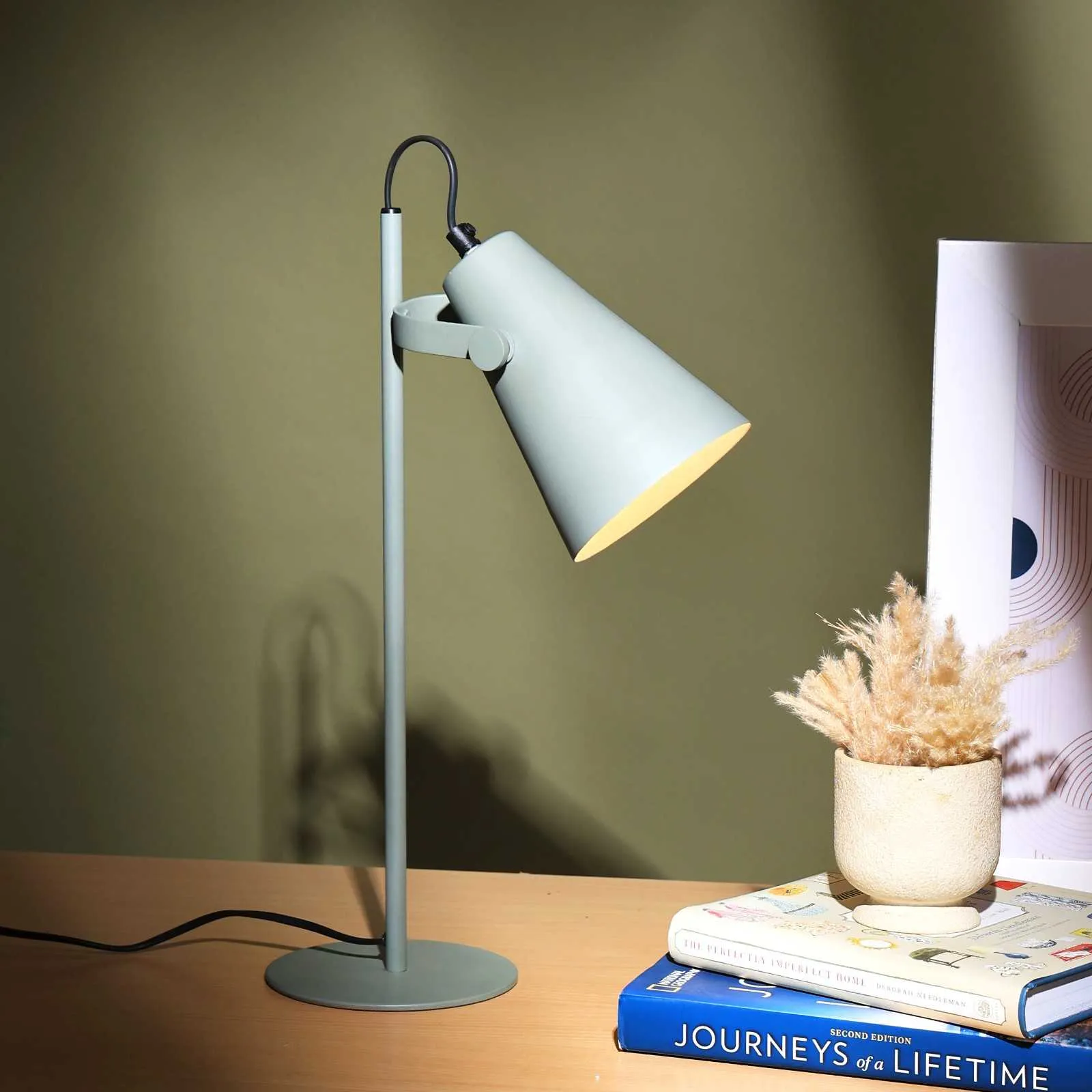 Fika Task Table Lamp