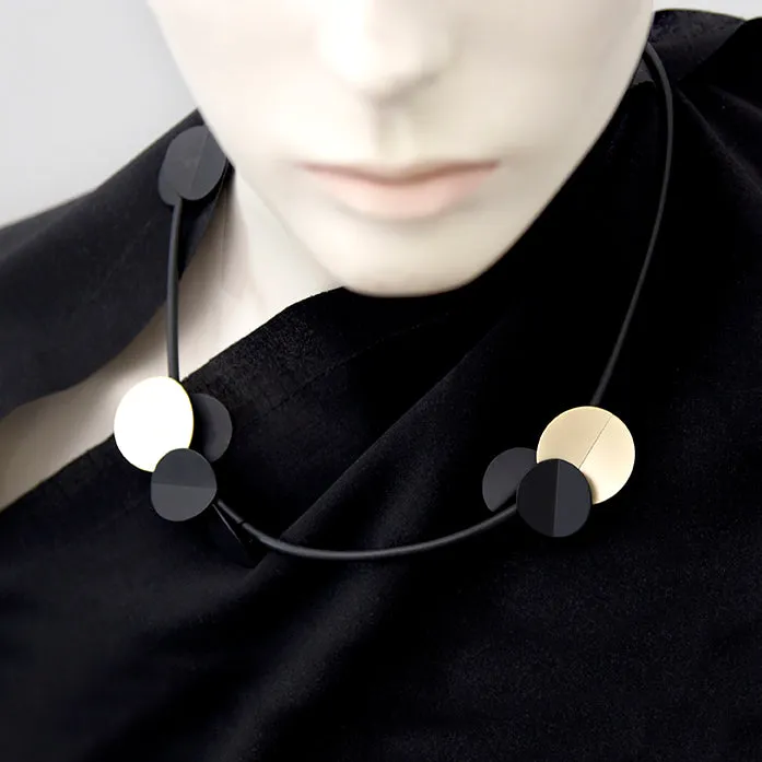 Lilli Necklace