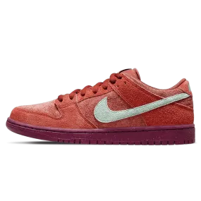 Nike Dunk Low SB 'Mystic Red'