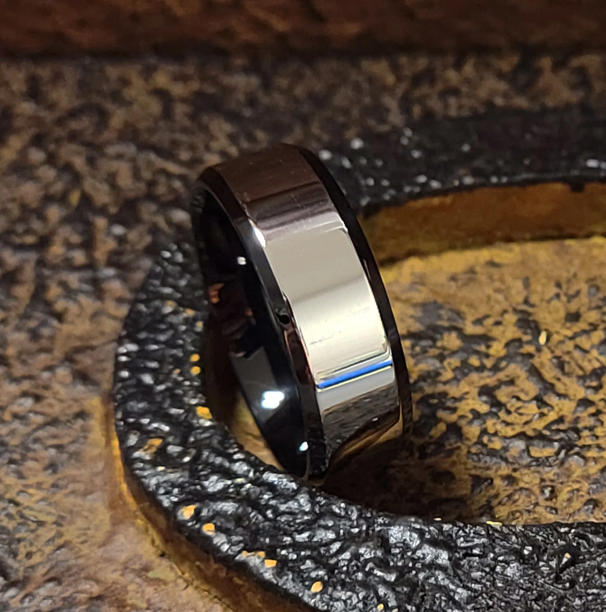 Personalized Men's Silver and Black Wedding Ring - Engraved Handwriting Wedding Ring