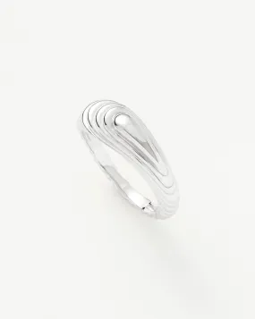 Wavy Ridge Stacking Ring