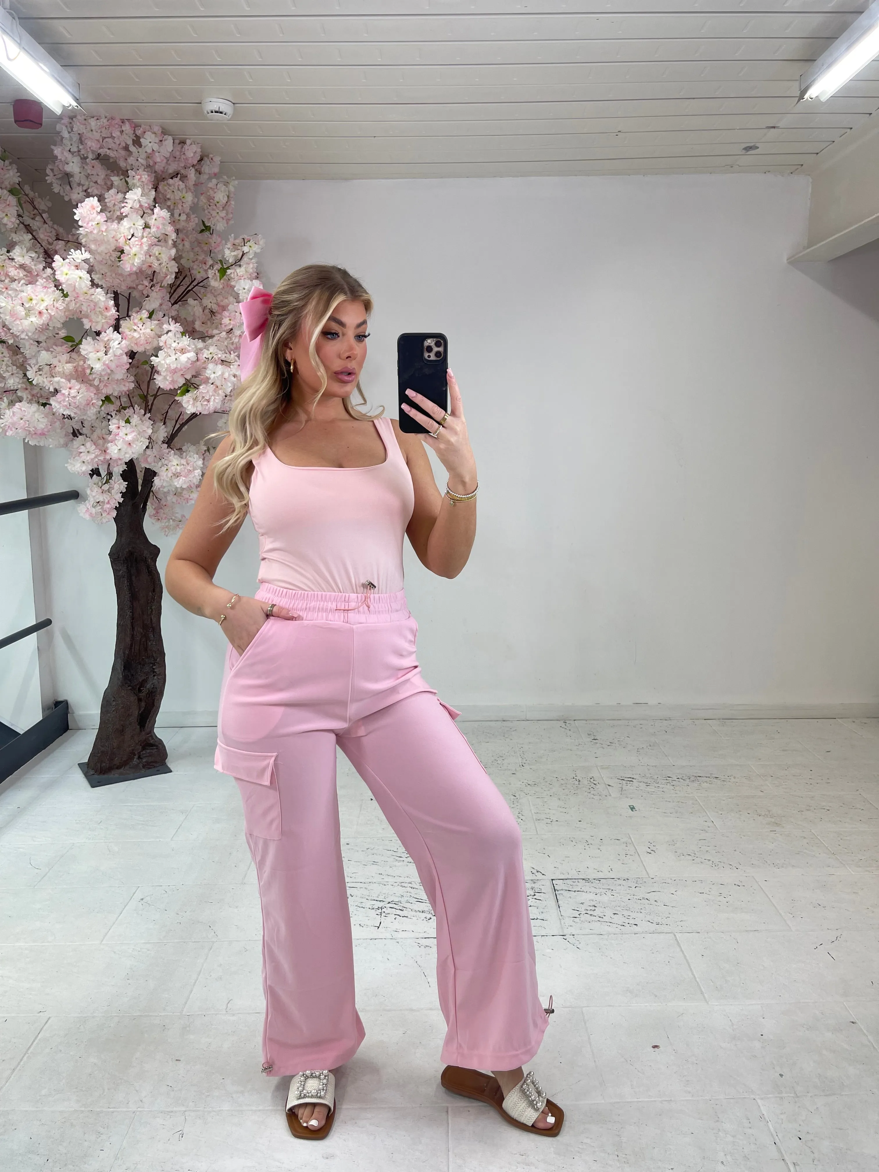 Wide leg cargo trouser - pink